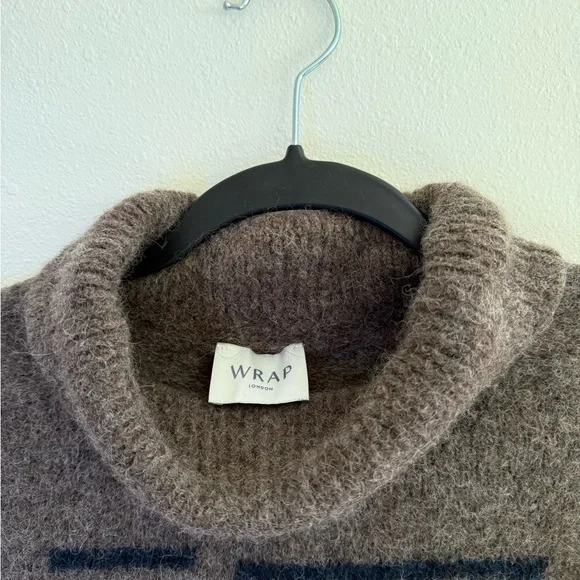 WRAP London Sweater - Picture 4 of 5